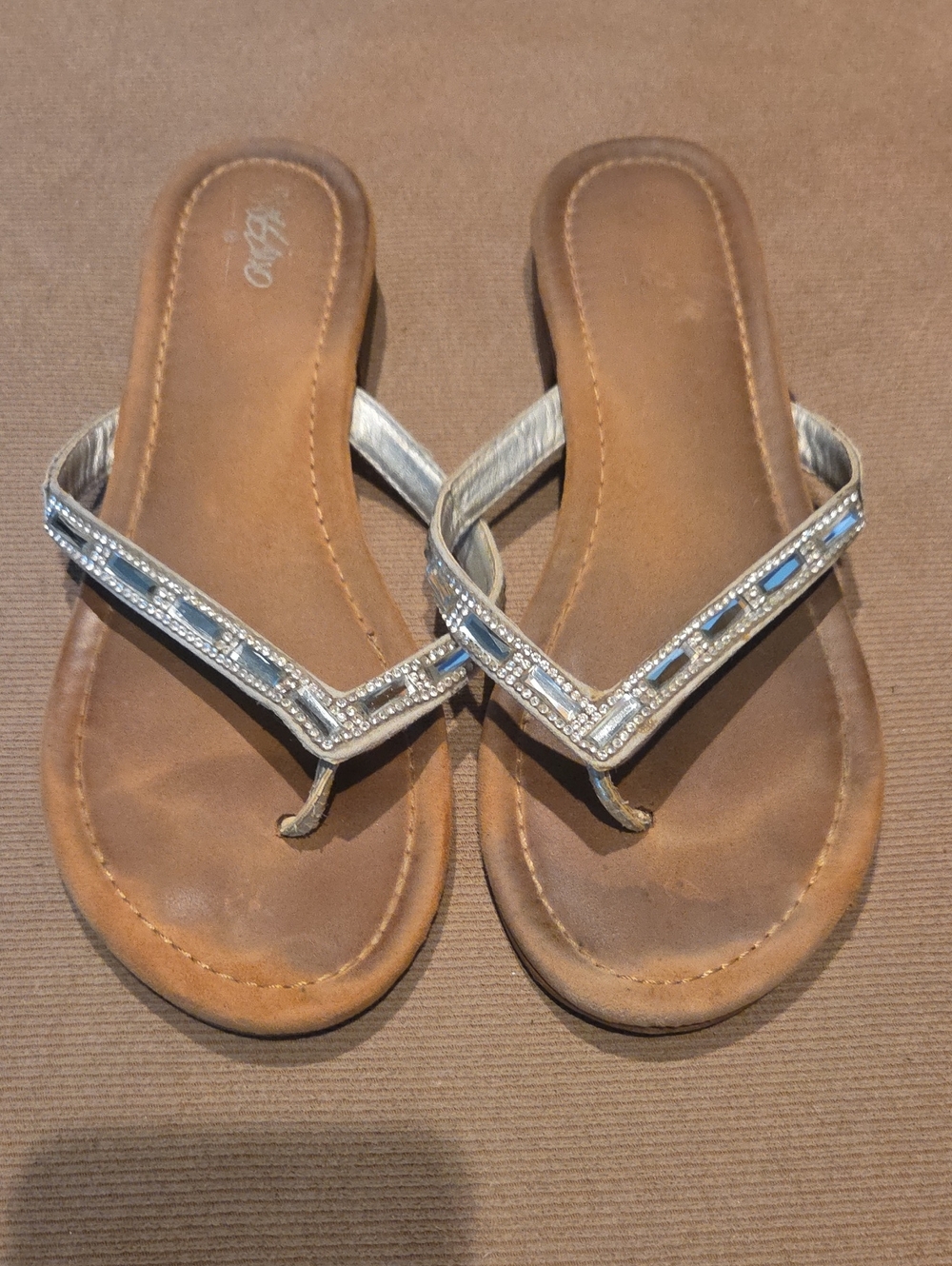 FREE with Purchase - Mossimo Beaded Silver Thong Sandals Casual Flip Flops 8M